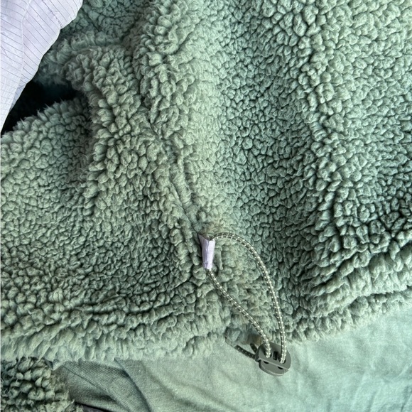 FP Movement Cropped Sherpa Quarter-Zip Pullover - Picture 8 of 12